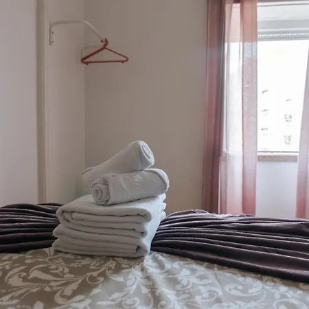 بيت ضيافة Daniela's Central 303 *