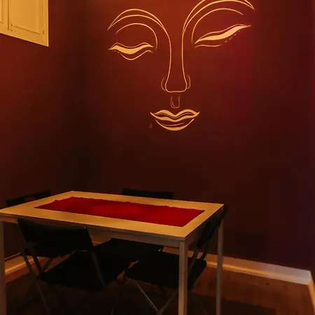 بيت ضيافة Daniela's Central 303 *